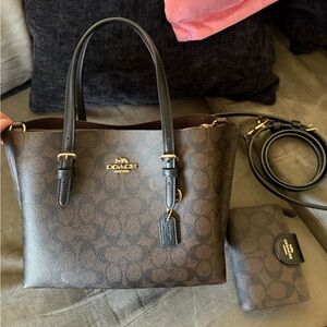 Used 3 times , 350 for wallet and purse
